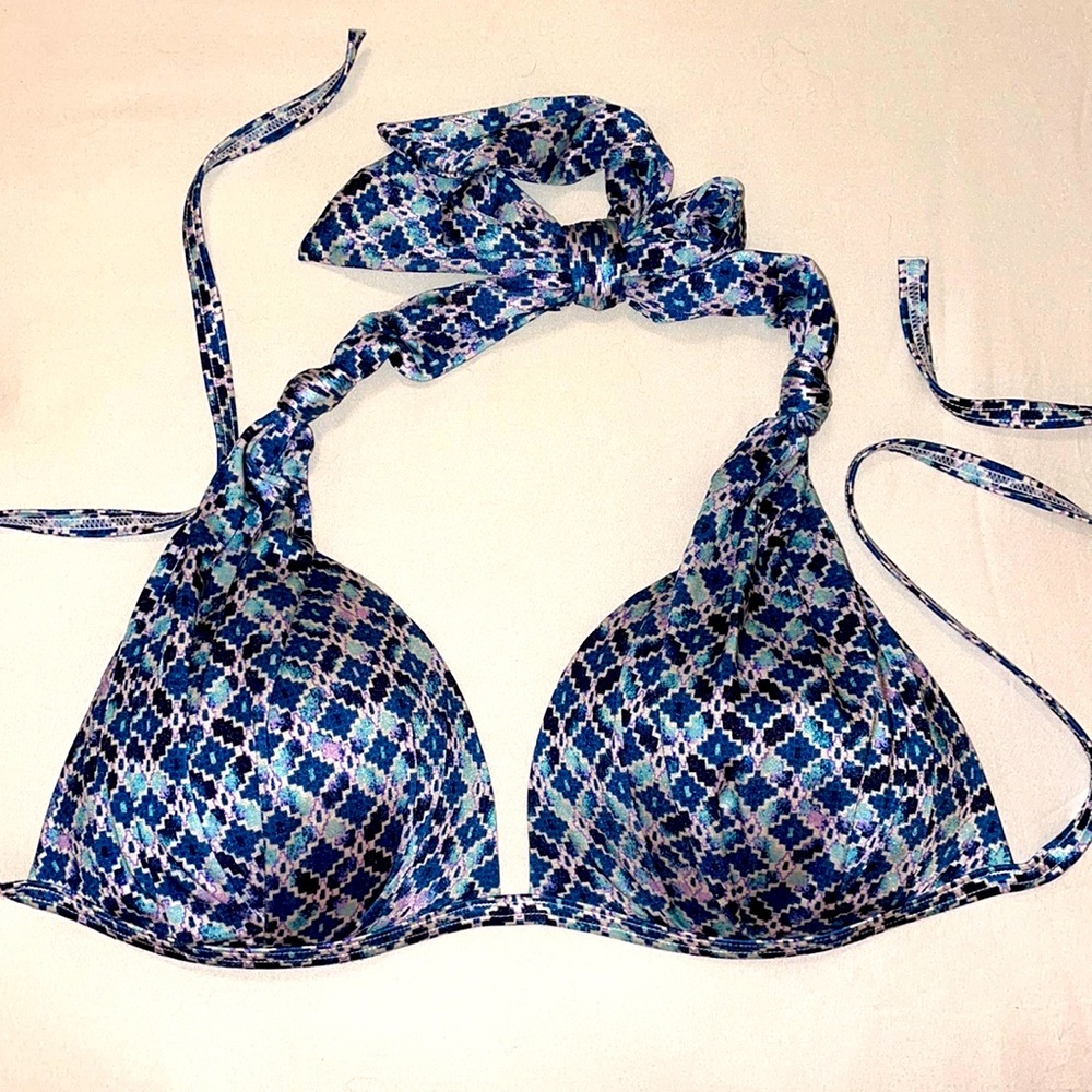 EUC Athleta bikini top sz med